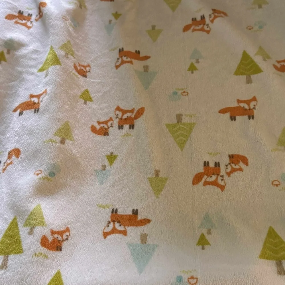 Circo Sherpa Fox Tree Patterned no stains or wear size 38x27in baby blanket